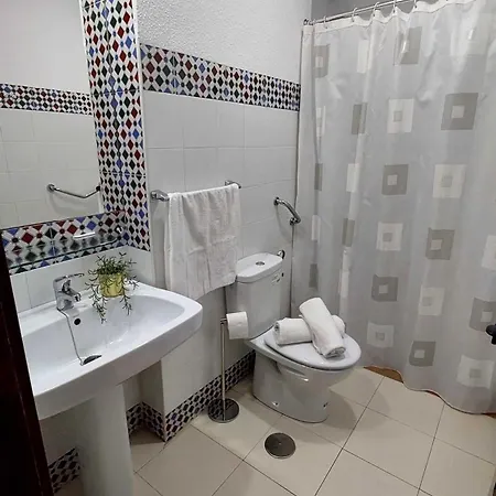 Centrico En 1ª Linea De Playa Con Piscina Y Garaje Apartment Torrevieja