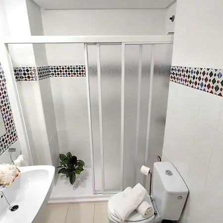 Centrico En 1ª Linea De Playa Con Piscina Y Garaje Apartment