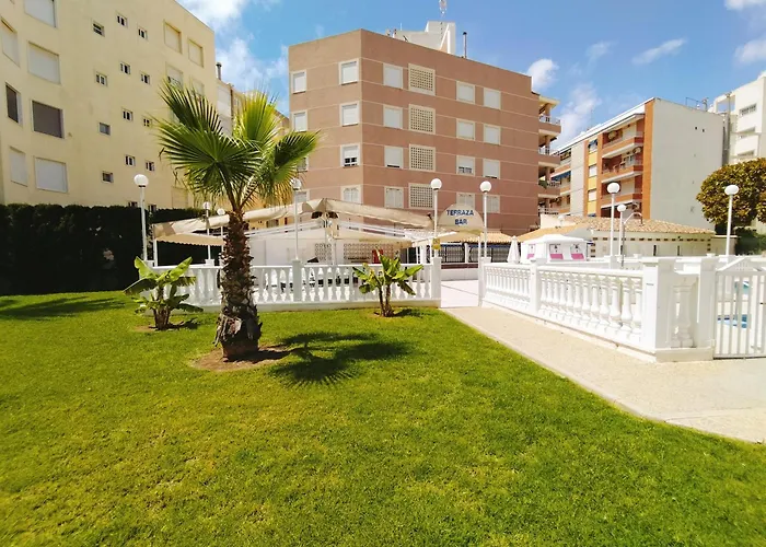 Centrico En 1ª Linea De Playa Con Piscinas Y Jardines *