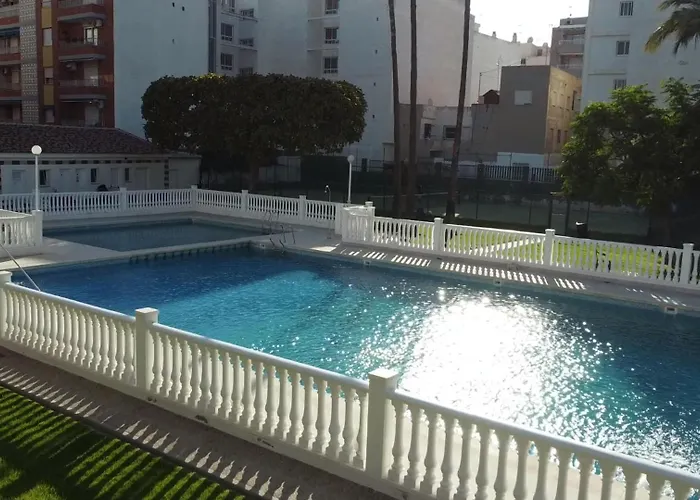 公寓 Centrico En 1ª Linea De Playa Con Piscinas Y Jardines