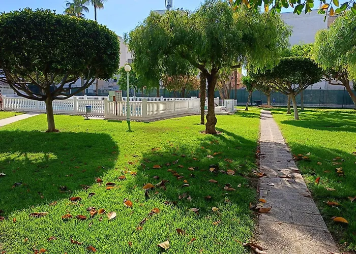 Centrico En 1ª Linea De Playa Con Piscinas Y Jardines Apartment